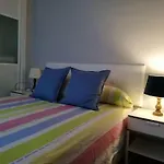 Modern Apartment In Seville With Air Conditioning 55 M²